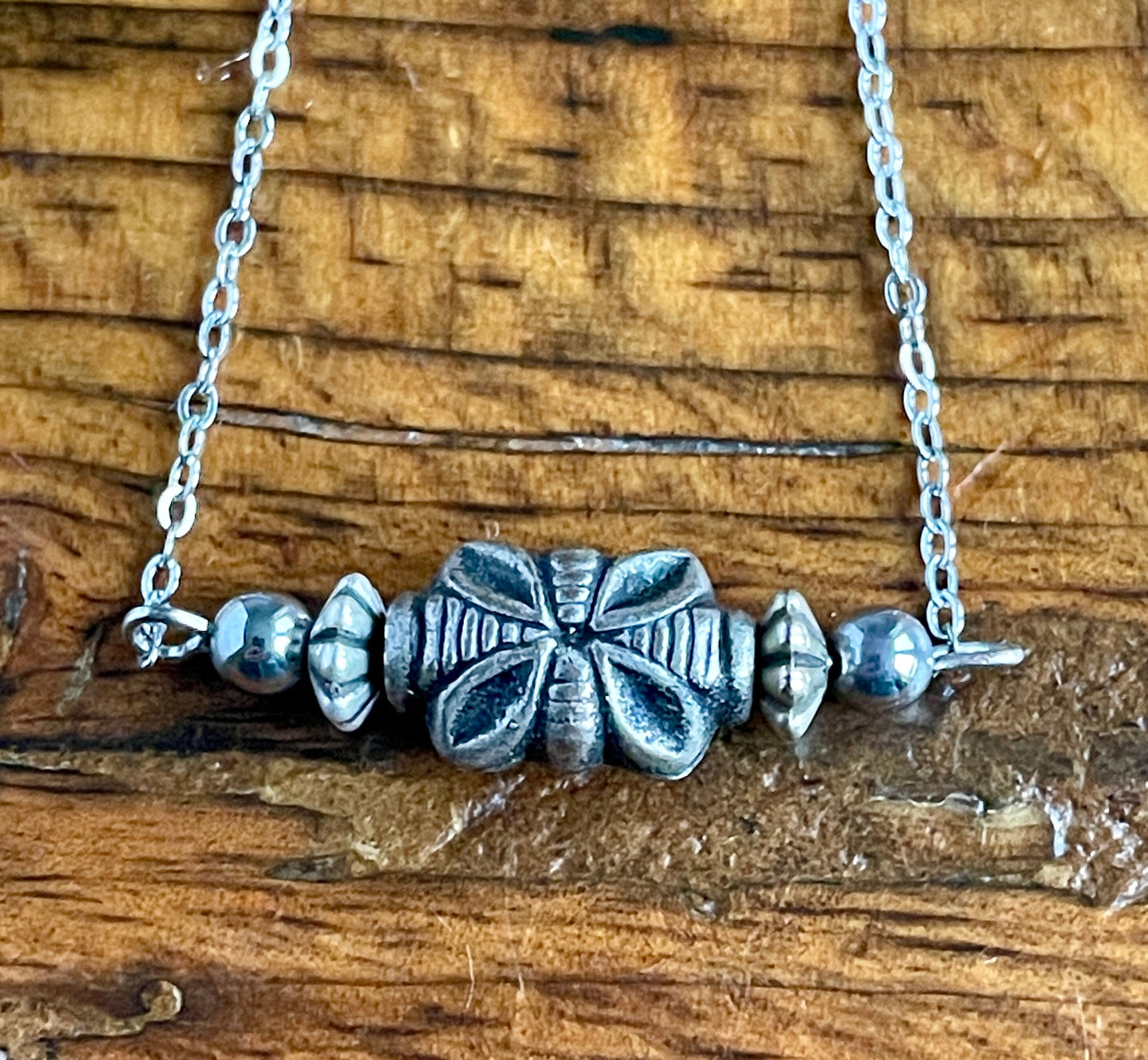 Grey bead & chain bracelet. Boho bracelets/Grey bracelet